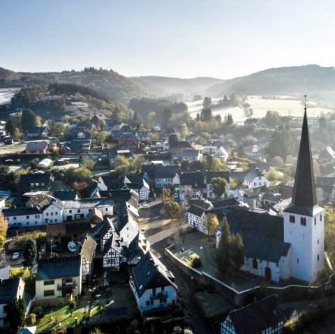 Blick auf Olef mit Frost, © Eifel Tourismus GmbH, D. Ketz