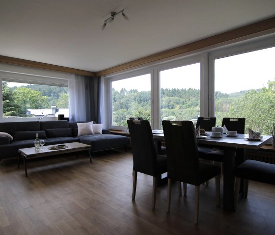 Wohnzimmer 3, © Nordeifel Tourismus GmbH & Haus Paulus