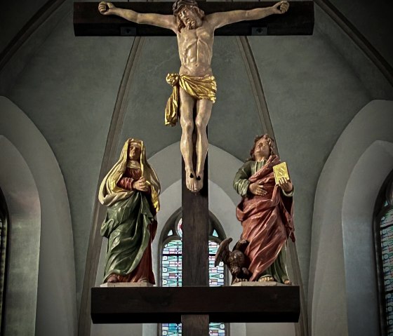 Croix dans l'église paroissiale de Gemünden, © Andreas Warler