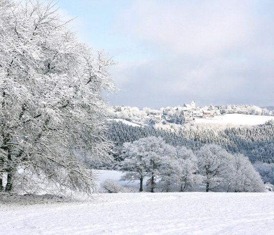 13829 Hollerath im Frostmantel, © Nordeifel Tourismus GmbH & Eifel like Home